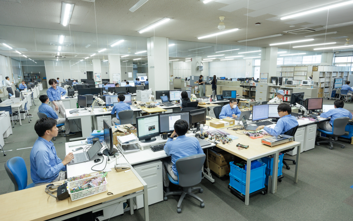 豊明本社：中央研究所オフィス
